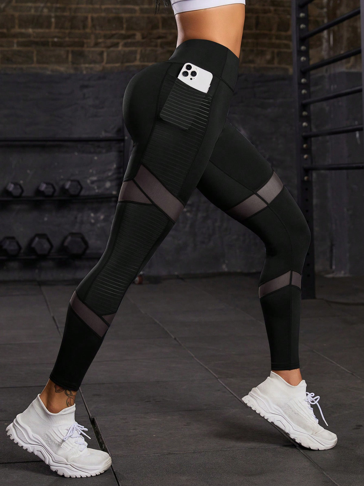 Legging Fitness Cintura Alta Com Recortes Mesh Bolso Lateral