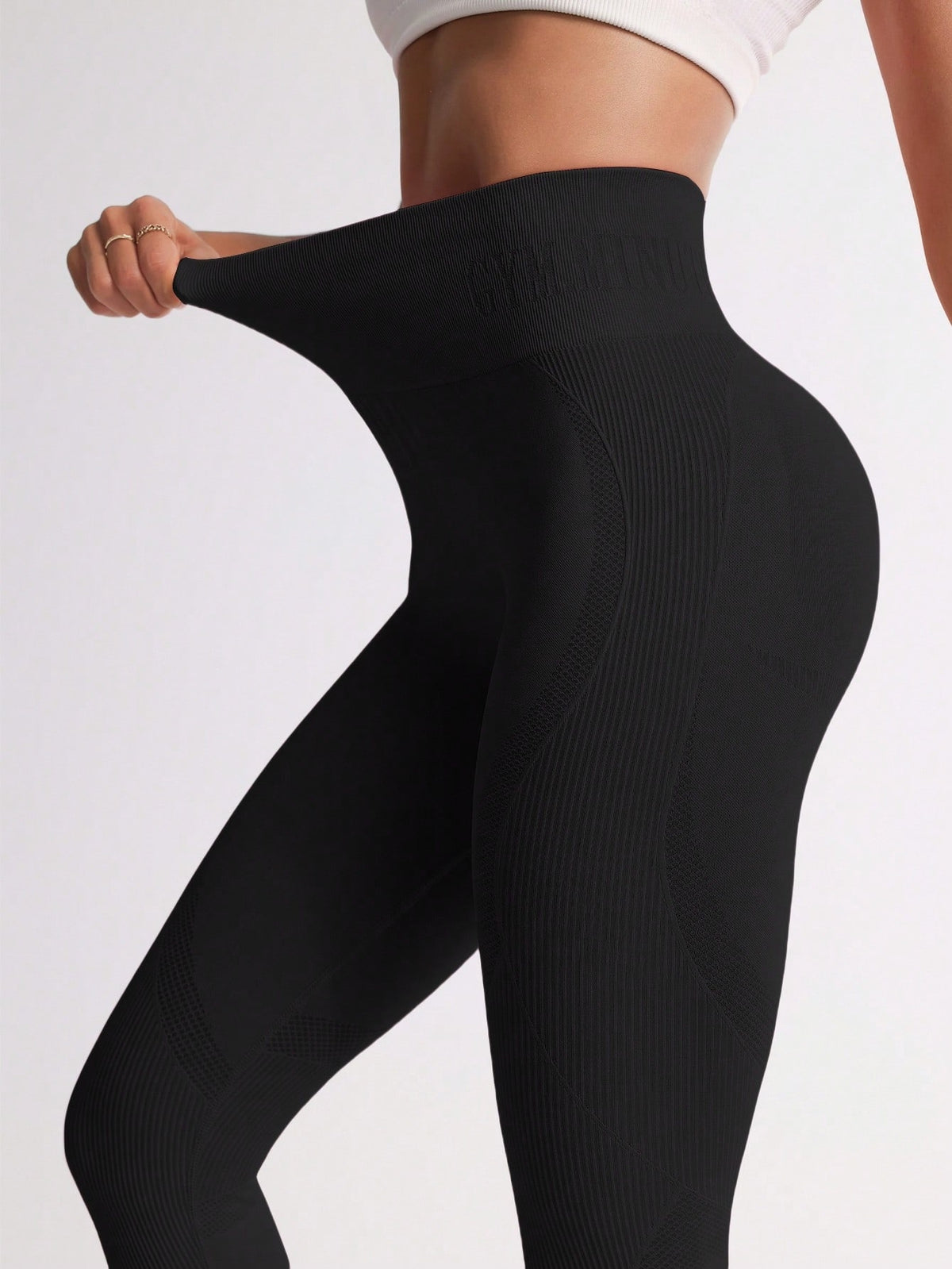 Legging Fitness Compressão Com Recortes Anatômicos