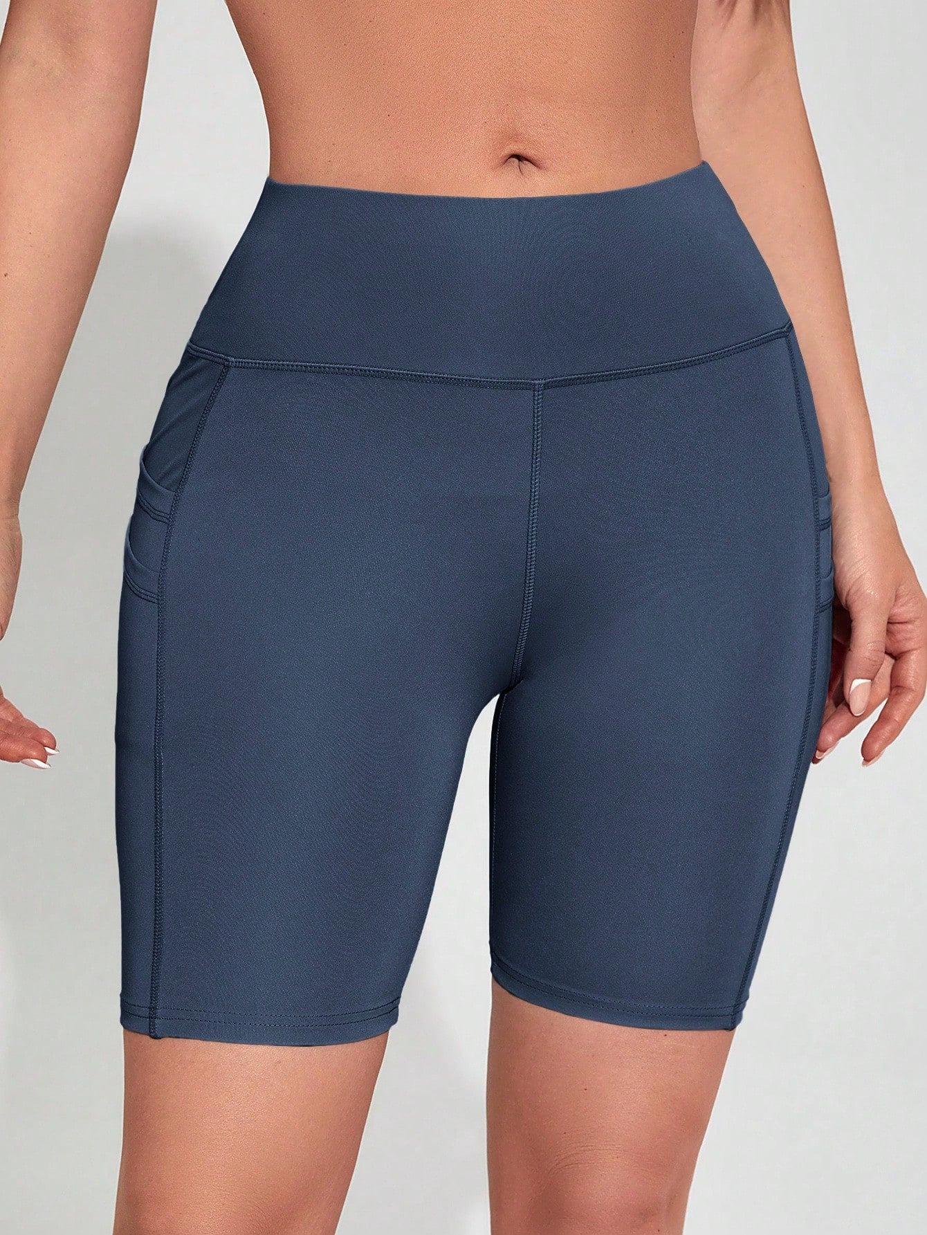 Short Cintura Alta Com Bolso Duplo Estilo Fitness