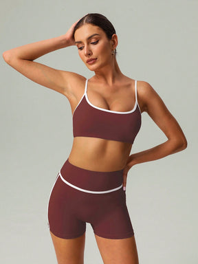 Conjunto Top Alças Finas E Short Cintura Alta Detalhado