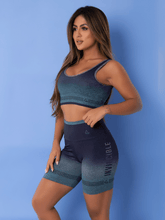 Conjunto Top Estampado E Short Cintura Alta Estilo Fitness