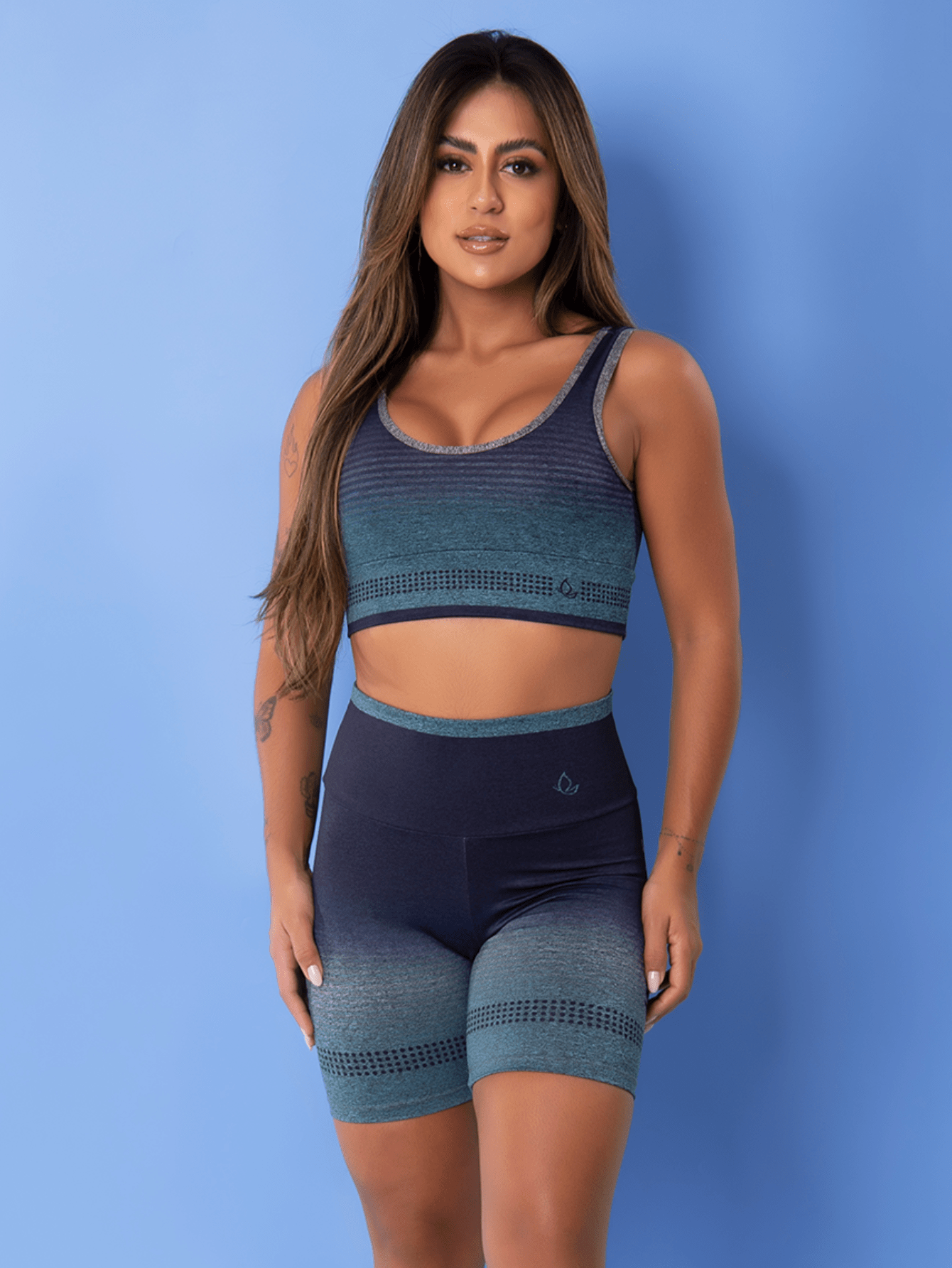 Conjunto Top Estampado E Short Cintura Alta Estilo Fitness