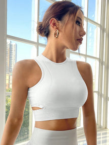 Top Frente Alta Média Sustentação Com Recortes Laterais