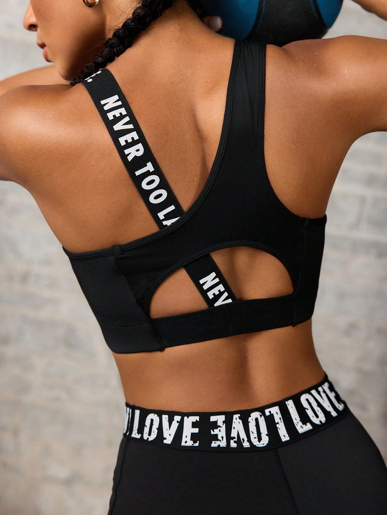 Top One Shoulder Média Sustentação Com Alça Estilizada