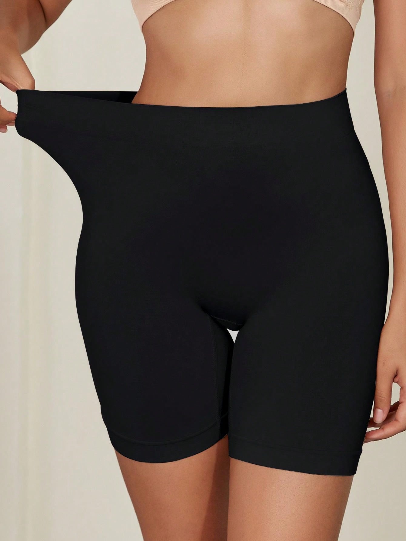 Short Cintura Alta Modelador Com Acabamento Firme