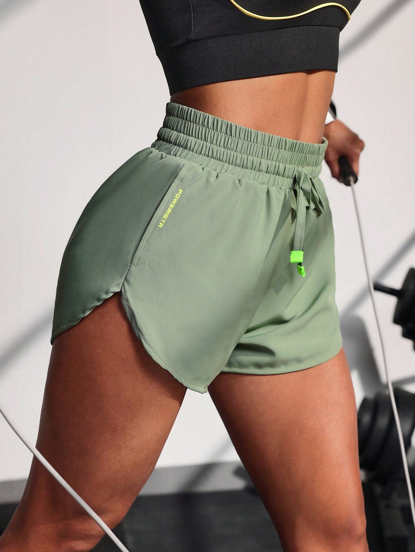 Short Running Com Cós Triplo E Barra Anatômica