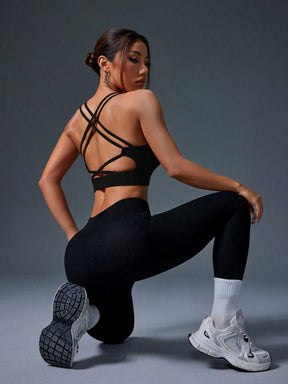 Top Fitness Com Sustentação Média E Alças Cruzadas