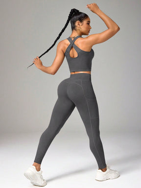 Conjunto Top Nadador E Legging Com Bolsos Cintura Alta