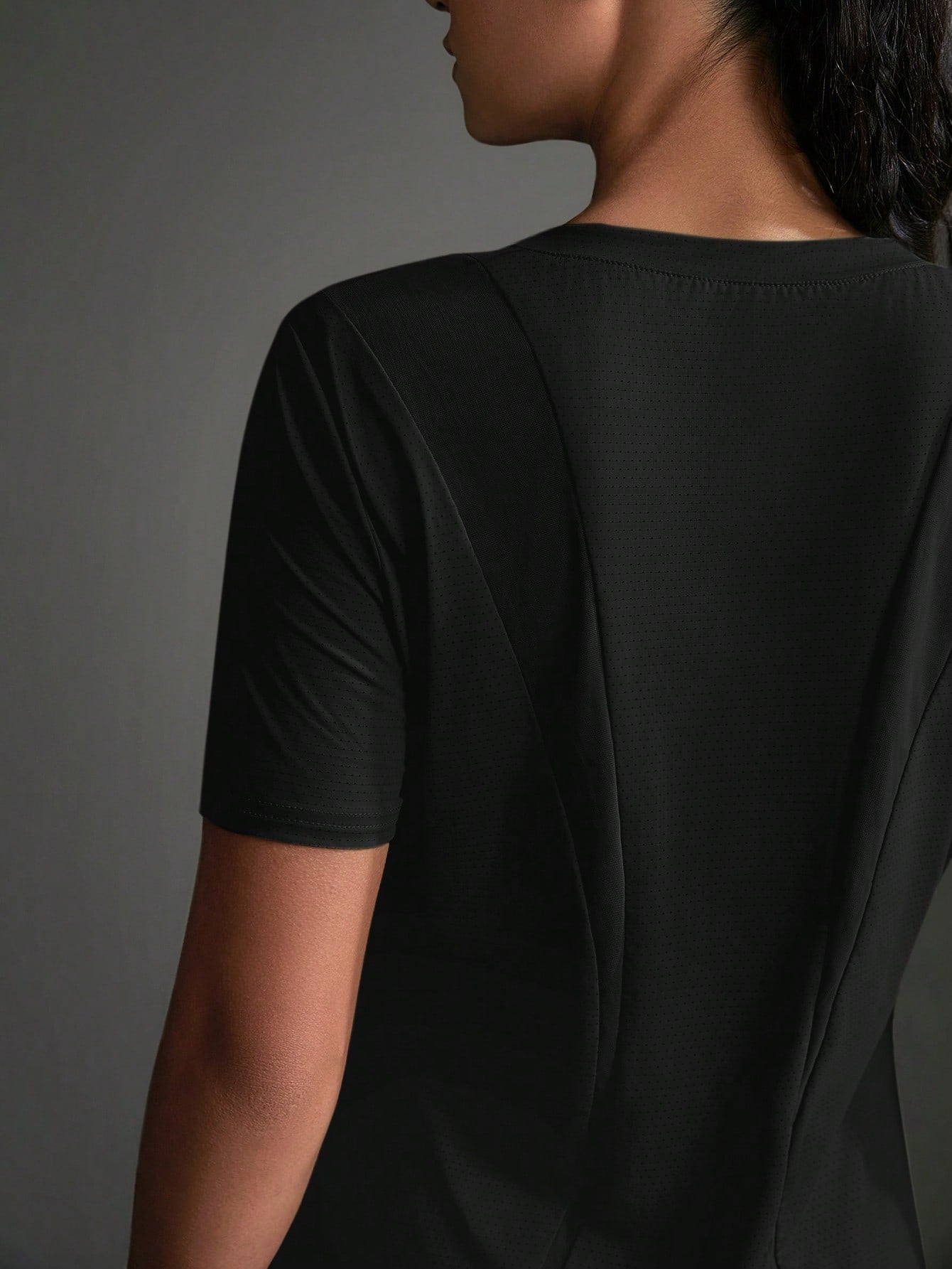 Camisa Fitness Dry Com Recortes Ventilados Estilo Running