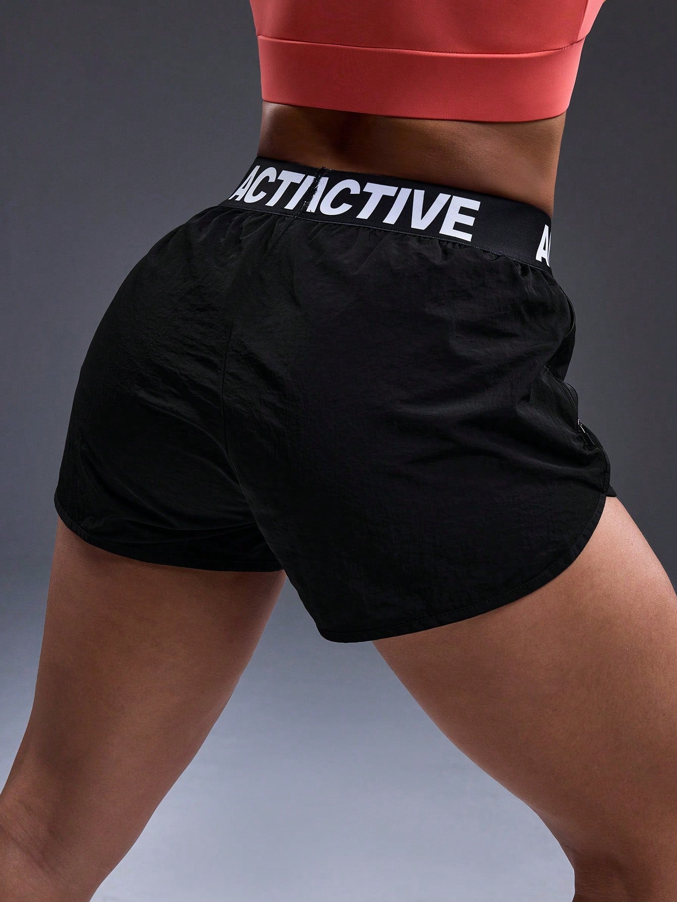 Short Soltinho Microfibra Com Bolso Zíper Ultraleve