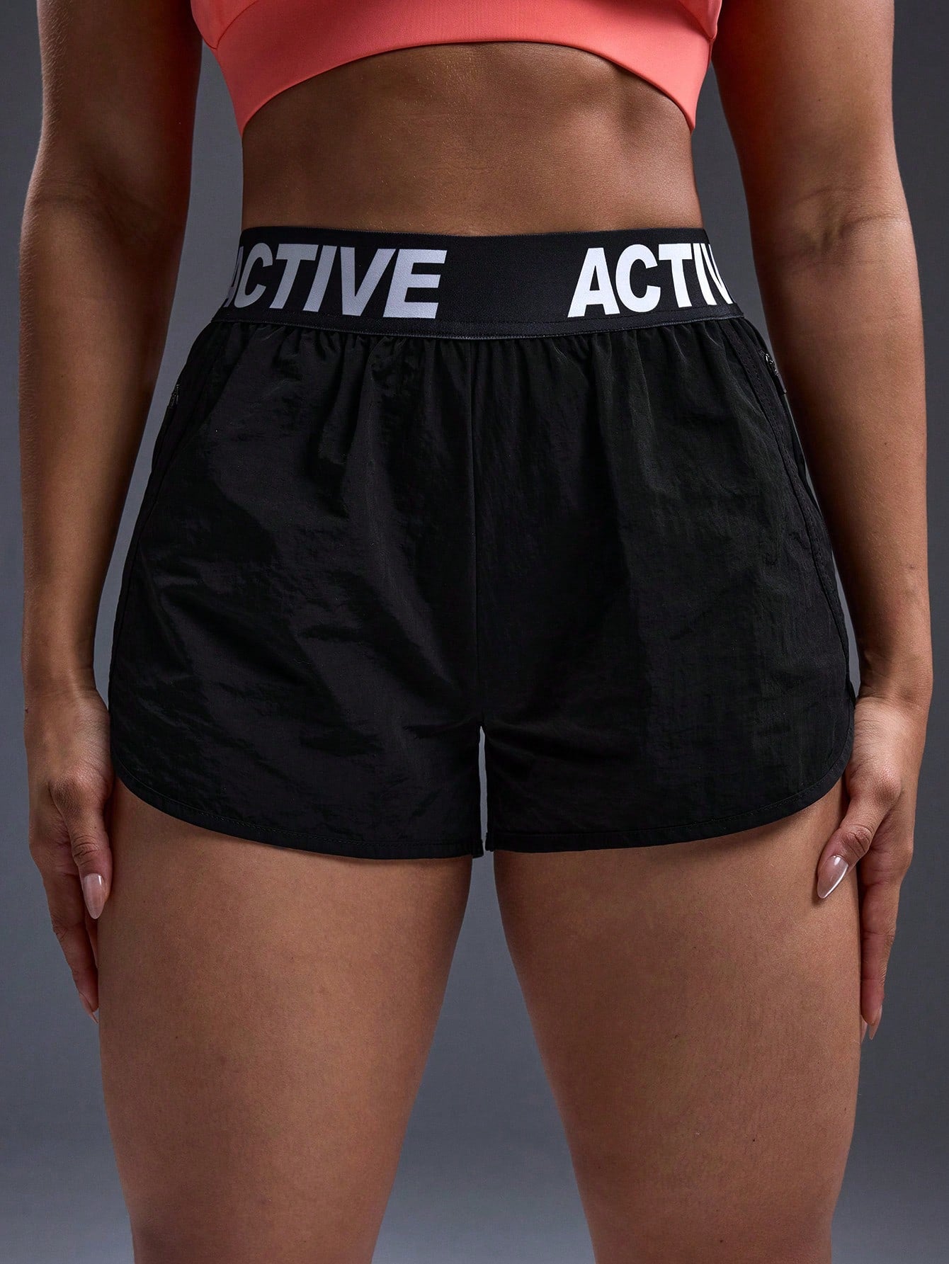 Short Soltinho Microfibra Com Bolso Zíper Ultraleve