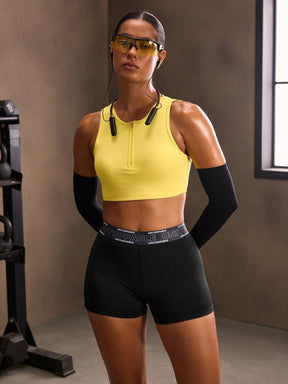 Top Fitness Recortes Assimétricos Alta Sustentação