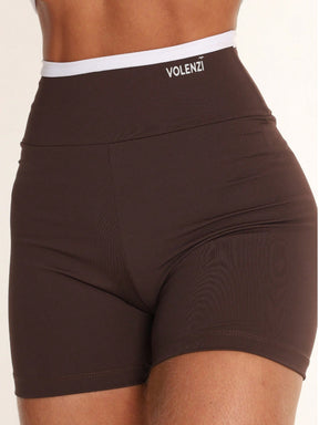 Conjunto Top Alças Finas E Short Cintura Alta Estilizado