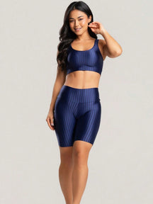 Conjunto Top Suporte Médio E Short Cintura Alta Estilizado