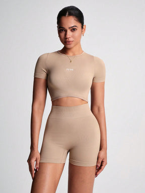 Conjunto Cropped Ajustado E Short Cintura Alta Modelador