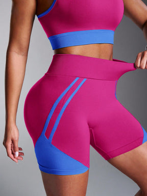 Conjunto Top Suporte Alto E Short Cintura Alta Com Recortes