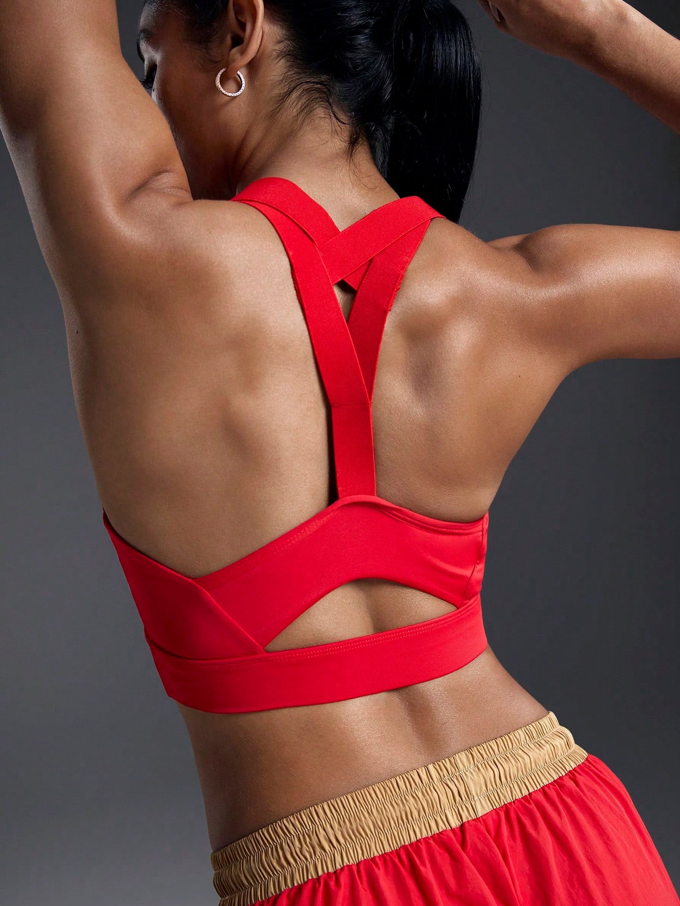 Top Alças Largas Alta Sustentação Com Alças Cruzadas