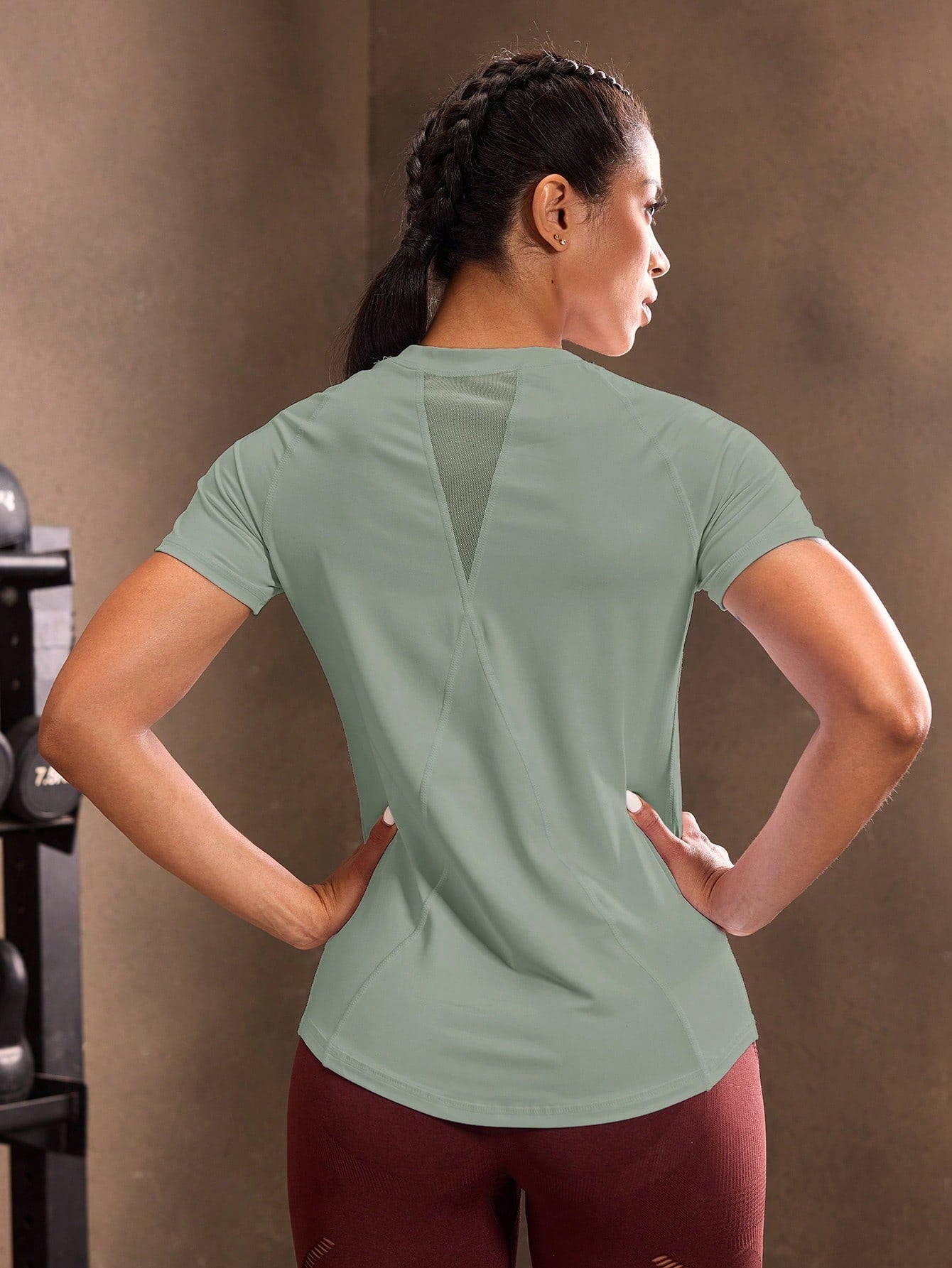 Camisa Fitness Dry Com Detalhe Vazado Traseiro Treino