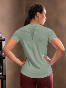Camisa Fitness Dry Com Detalhe Vazado Traseiro Treino