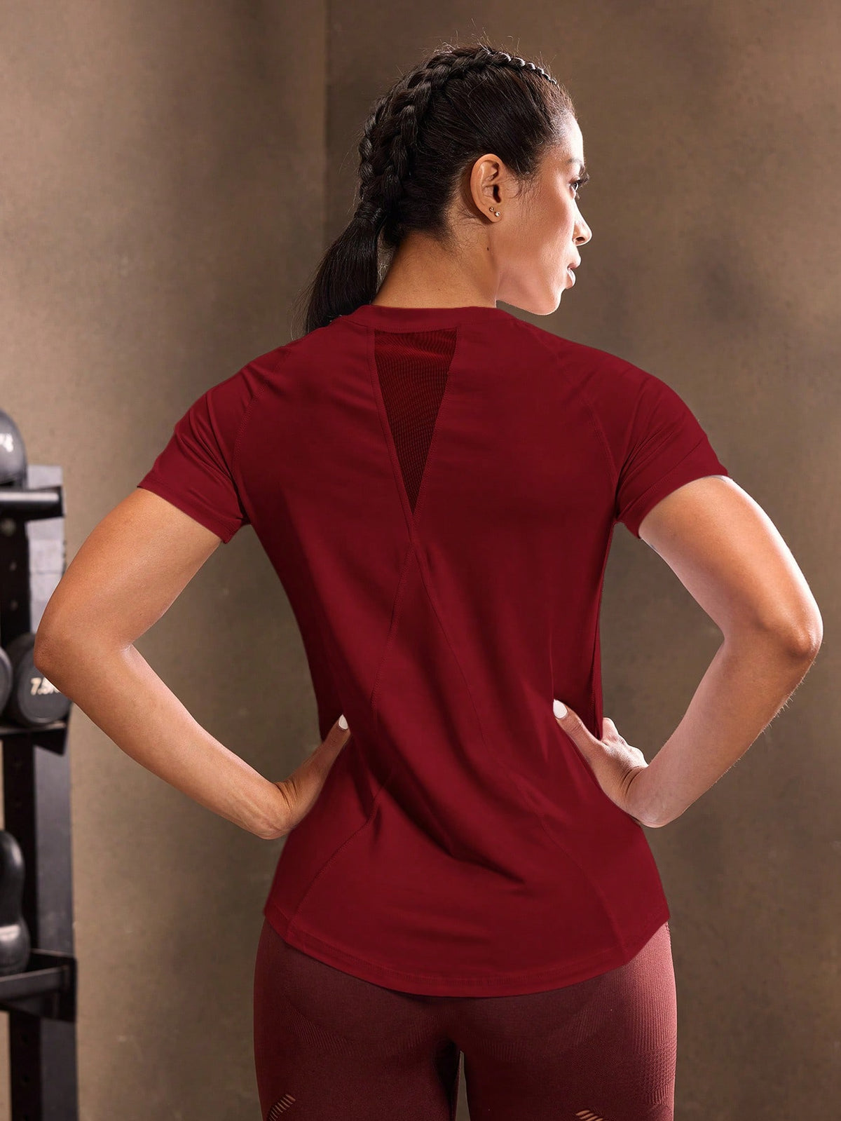 Camisa Fitness Dry Com Detalhe Vazado Traseiro Treino