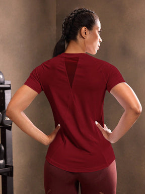 Camisa Fitness Dry Com Detalhe Vazado Traseiro Treino